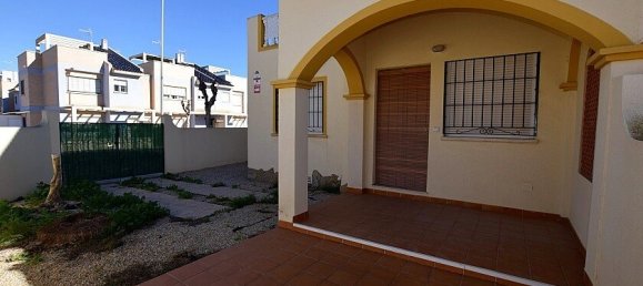 2 bedrooms Villa in Alicante, Spain No. 287215 4