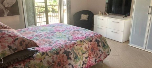 Villa de 8 habitaciónes en San Nicola la Strada, Italy No. 65097 30