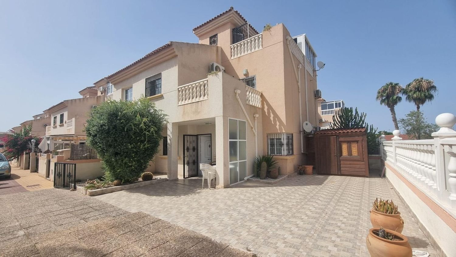 2 bedrooms House in Torrevieja, Spain No. 241440