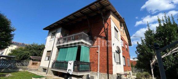 5 rooms Building in Turin, Italy No. 297519 4