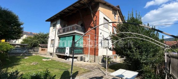 5 rooms Building in Turin, Italy No. 297519 2