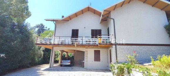 2 bedrooms Villa in Terre Roveresche, Italy No. 280568 2