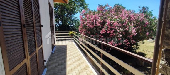 2 bedrooms Villa in Terre Roveresche, Italy No. 280568 11