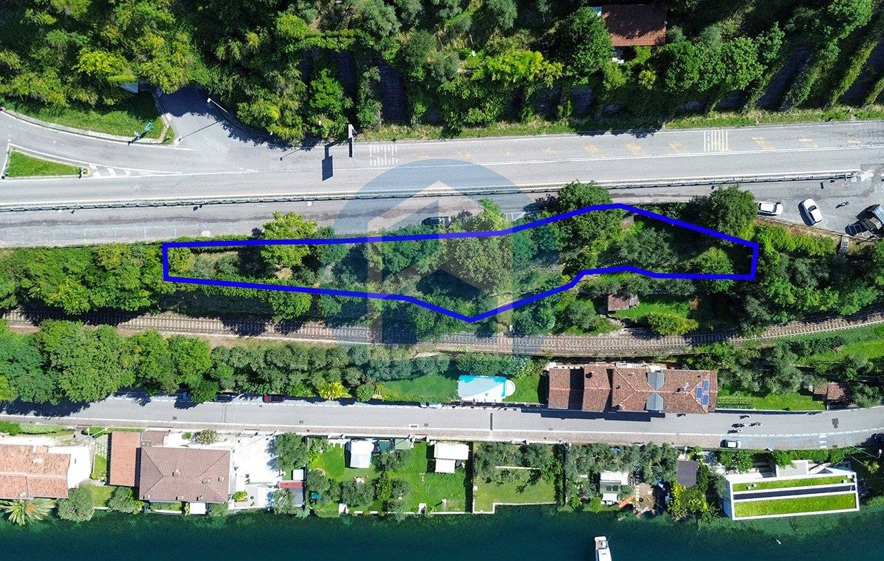 845m² Land in Marone, Italy No. 295845