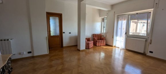 3 chambres Penthouse à Aprilia, Italy No. 338910 4