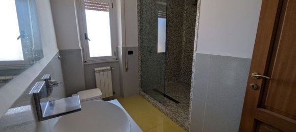 3 chambres Penthouse à Aprilia, Italy No. 338910 21