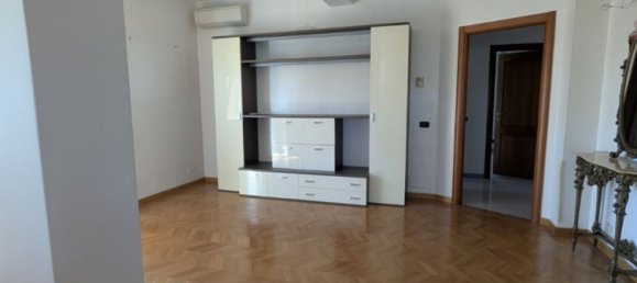 3 chambres Penthouse à Aprilia, Italy No. 338910 17