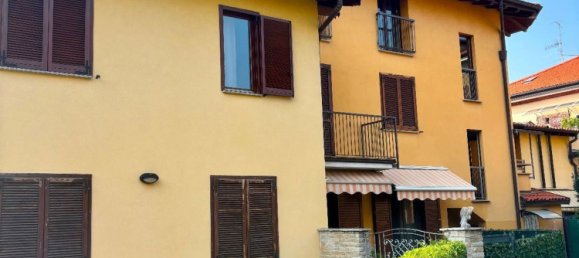 Квартира с 2 спальнями в Мальнате, Италия № 334194 21