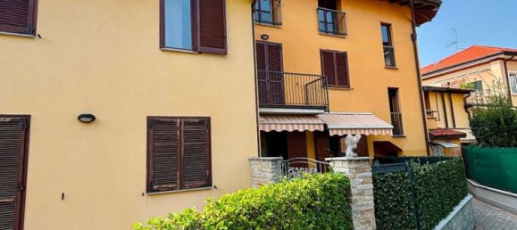 Квартира с 2 спальнями в Мальнате, Италия № 334194 24