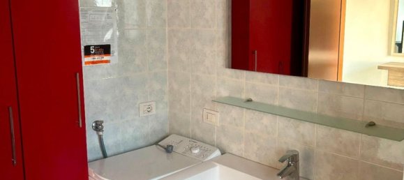 Квартира с 2 спальнями в Мальнате, Италия № 334194 15