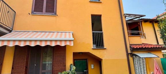 Квартира с 2 спальнями в Мальнате, Италия № 334194 26