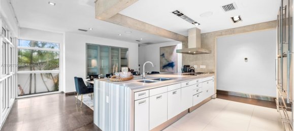 7 Schlafzimmer Villa in Miami, USA, Nr. 614209 24