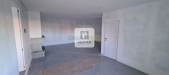 4 bedrooms House in Vila Nova de Gaia, Portugal No. 17796 7