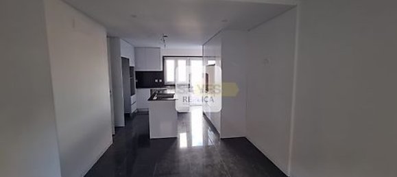 4 bedrooms House in Vila Nova de Gaia, Portugal No. 17796 3