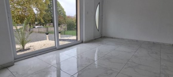 3 Schlafzimmer Haus in Jouet-sur-l'Aubois, France, Nr. 88477 3