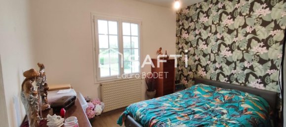 3 bedrooms House in Candes-Saint-Martin, France No. 158290 6