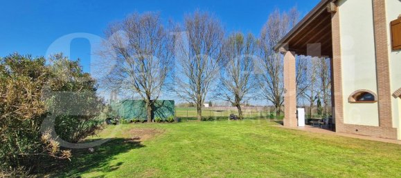 6 rooms Villa in Malalbergo, Italy No. 34737 2