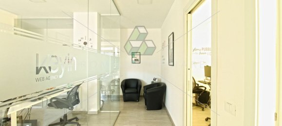 3 rooms Apartment in Rome, Italy No. 84845 12