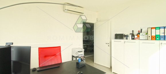 3 rooms Apartment in Rome, Italy No. 84845 10