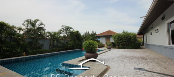 4 bedrooms Cafe / restaurant in Hua Hin, Thailand No. 6640 3