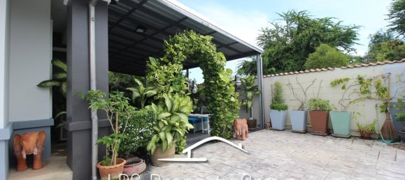 4 bedrooms Cafe / restaurant in Hua Hin, Thailand No. 6640 9