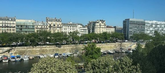 1 غرف نوم منزل ذو طابقين في Paris, France رقم 310000 3