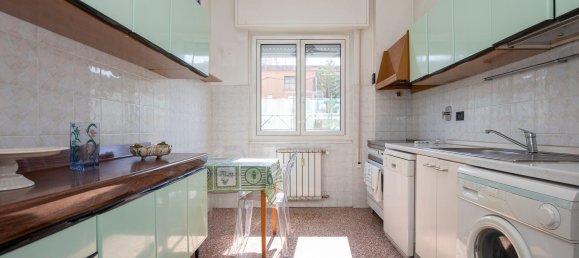 4 غرف نوم شقة في Genoa, Italy رقم 313700 6