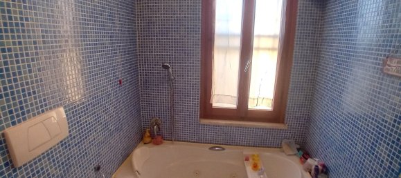 4 rooms Apartment in Campi Bisenzio, Italy No. 44967 16
