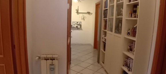 4 rooms Apartment in Campi Bisenzio, Italy No. 44967 8