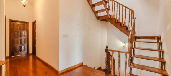 5 bedrooms House in Vila Nova de Gaia, Portugal No. 25486 11