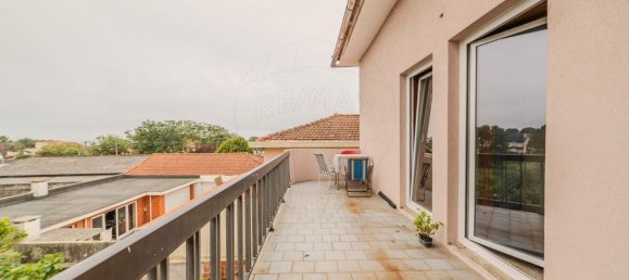 5 bedrooms House in Vila Nova de Gaia, Portugal No. 25486 10