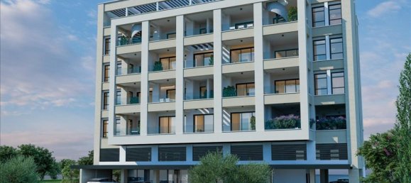 2 bedrooms Apartment in Limassol, Cyprus No. 2175 3