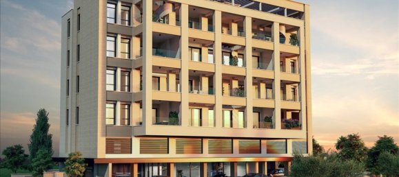 2 bedrooms Apartment in Limassol, Cyprus No. 2175 5