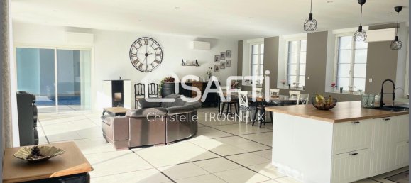 6 bedrooms House in Doullens, France No. 221478 2