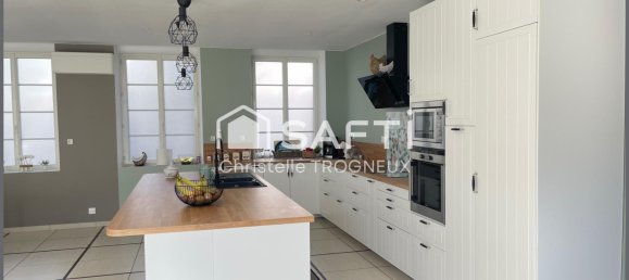 6 bedrooms House in Doullens, France No. 221478 3