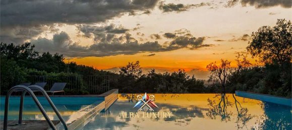 Дом с 12 спальнями в Монтайоне, Италия № 171131 4