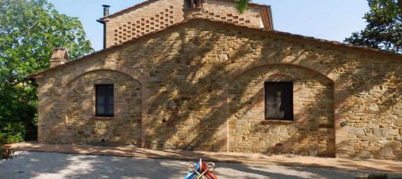 Дом с 12 спальнями в Монтайоне, Италия № 171131 10