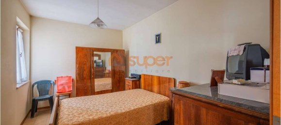 4 bedrooms House in Perugia, Italy No. 268189 17