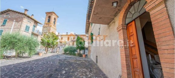 4 bedrooms House in Perugia, Italy No. 268189 2