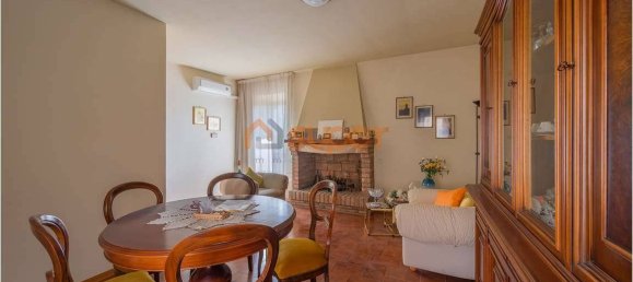 4 bedrooms House in Perugia, Italy No. 268189 5