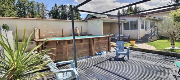 4 bedrooms Villa in Epernon, France No. 76770 2