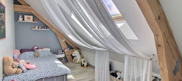 4 bedrooms Villa in Epernon, France No. 76770 17