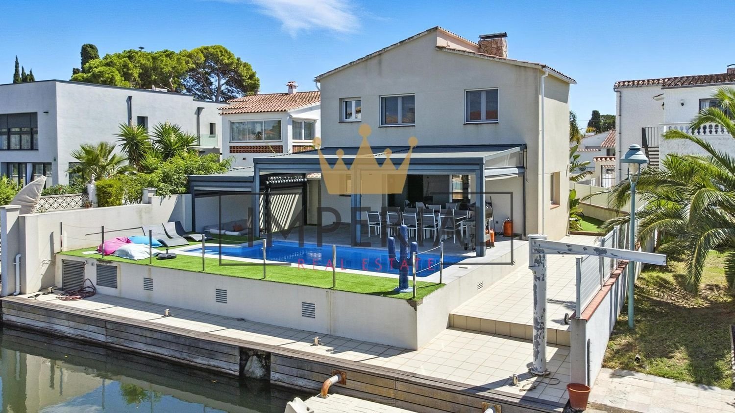 4 bedrooms House in Empuriabrava, Spain No. 230934