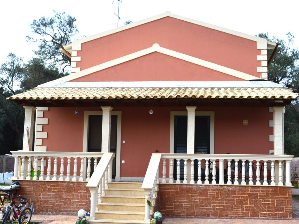 4 bedrooms Commercial property in Corfu, Greece No. 7415