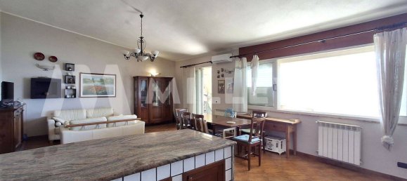 5 bedrooms Penthouse in Pozzallo, Italy No. 373038 6