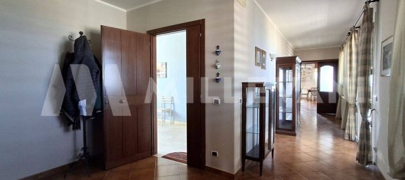 5 bedrooms Penthouse in Pozzallo, Italy No. 373038 4