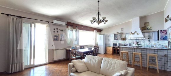 5 bedrooms Penthouse in Pozzallo, Italy No. 373038 8