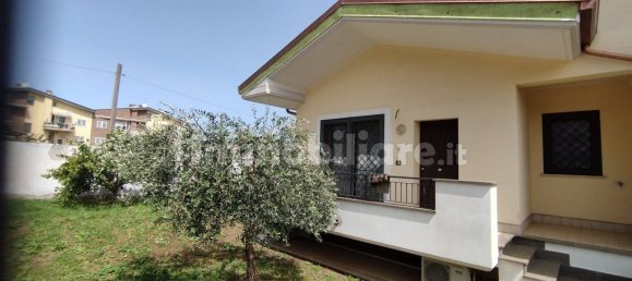 3 bedrooms House in Rome, Italy No. 170648 18