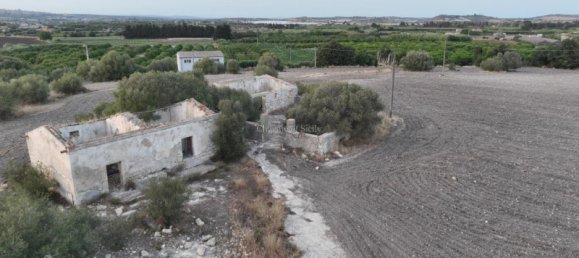 Земельный участок 45000м² в Испика, Италия № 81360 12