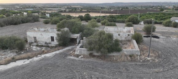 Земельный участок 45000м² в Испика, Италия № 81360 11